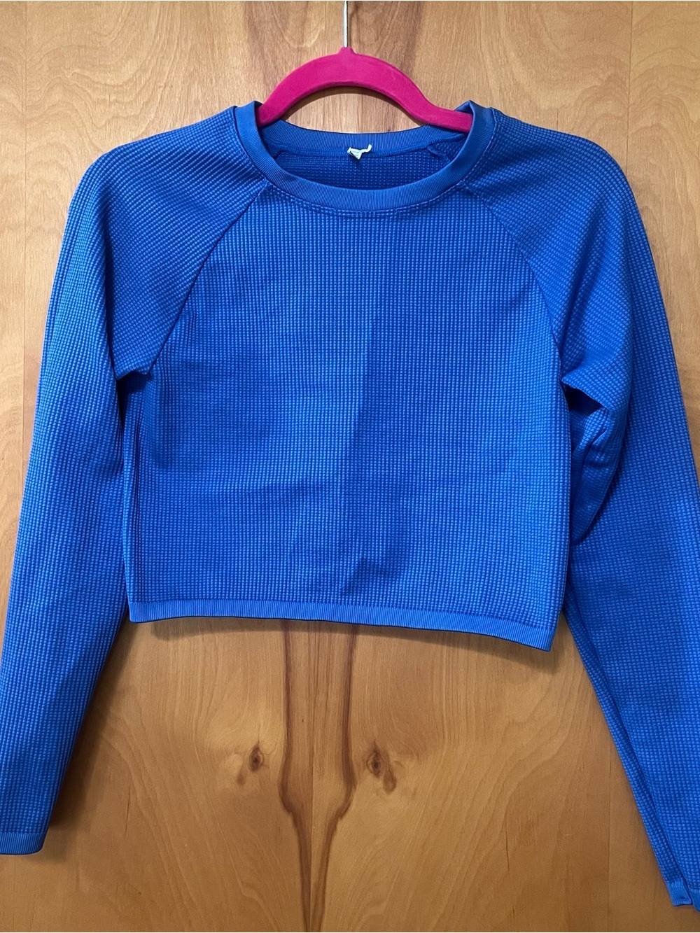 Women's Cropped Long-Sleeve Top - Blue